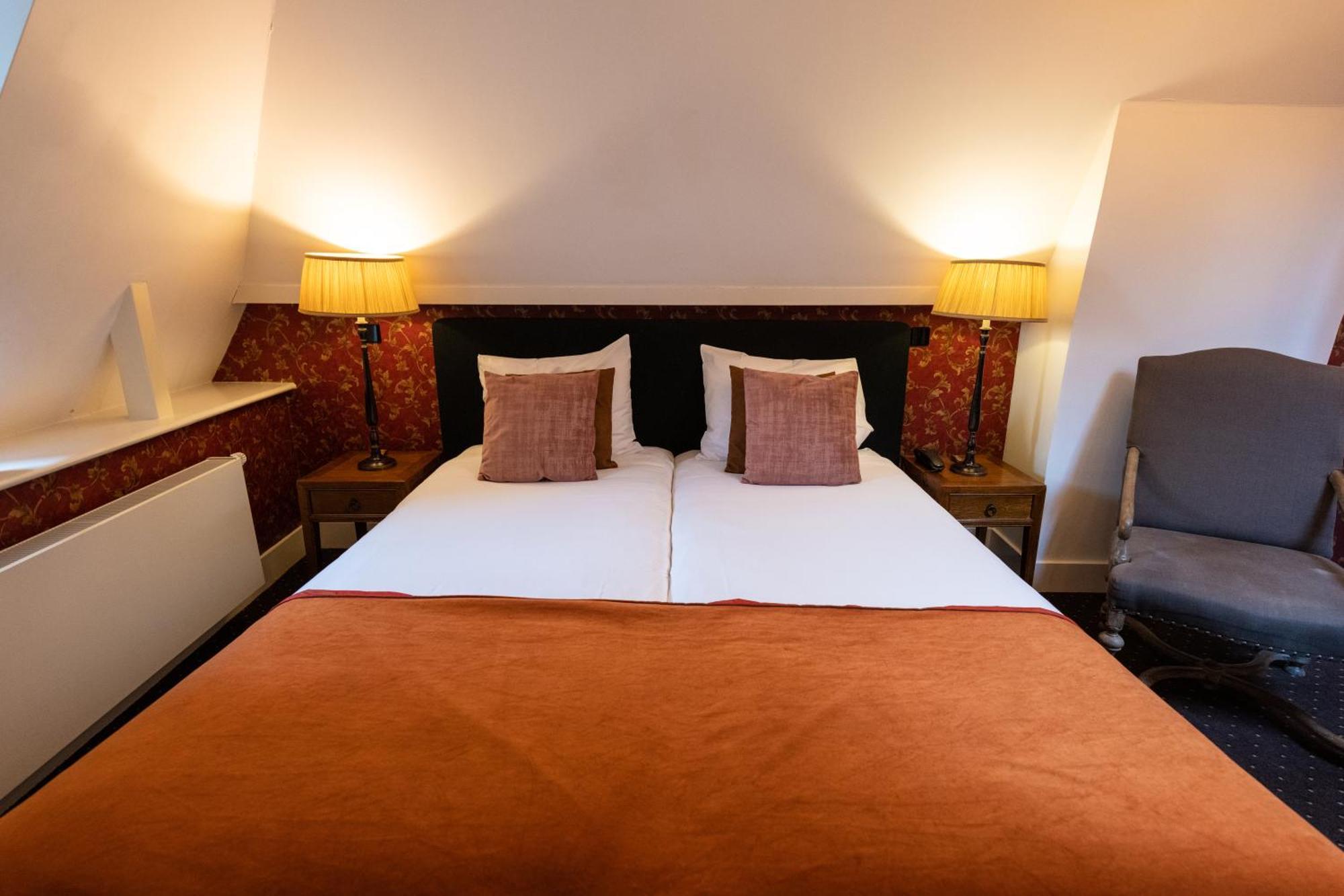 Grand Boutique Hotel-Restaurant Huis Vermeer Deventer Zimmer foto