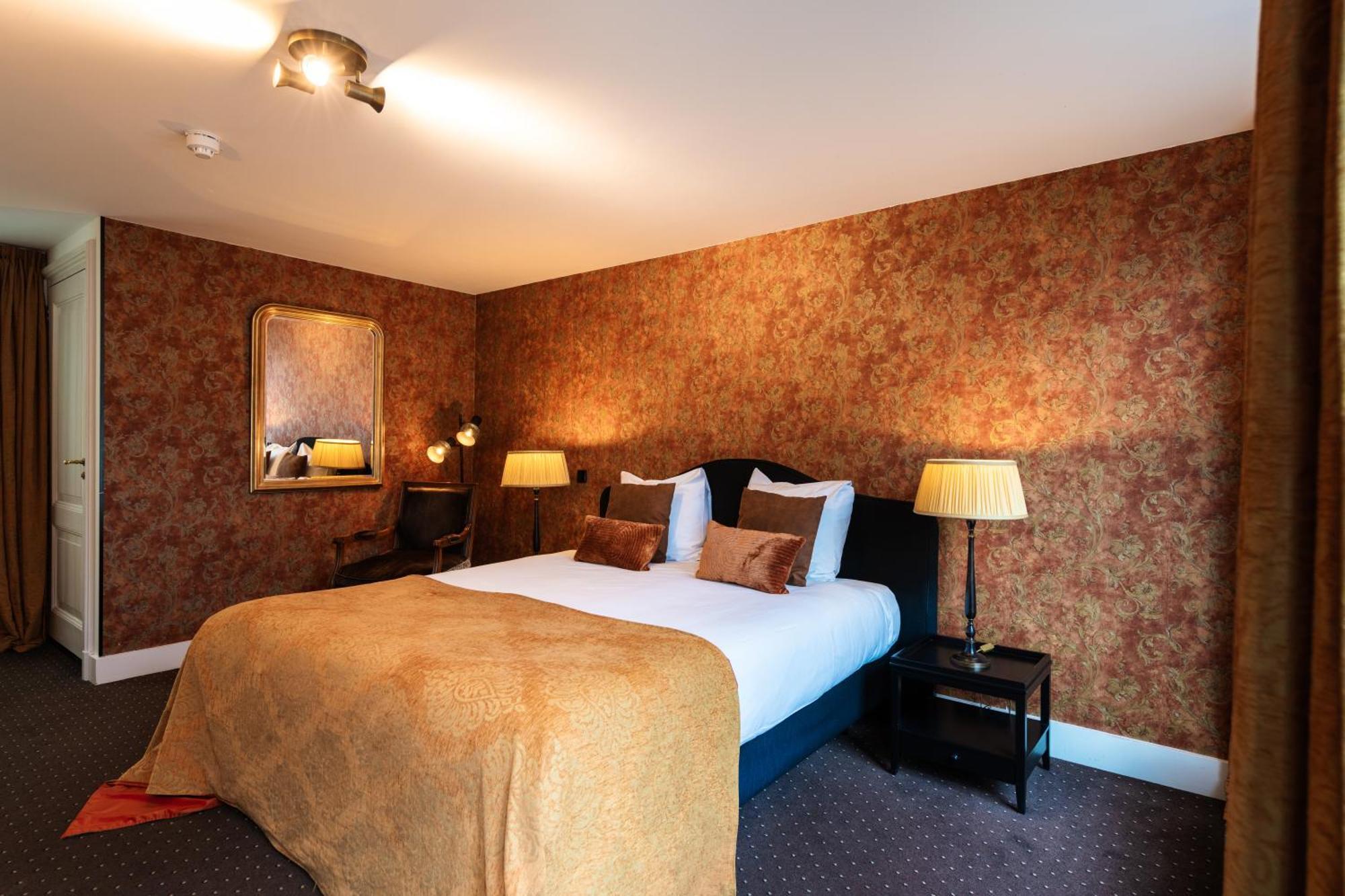 Grand Boutique Hotel-Restaurant Huis Vermeer Deventer Zimmer foto