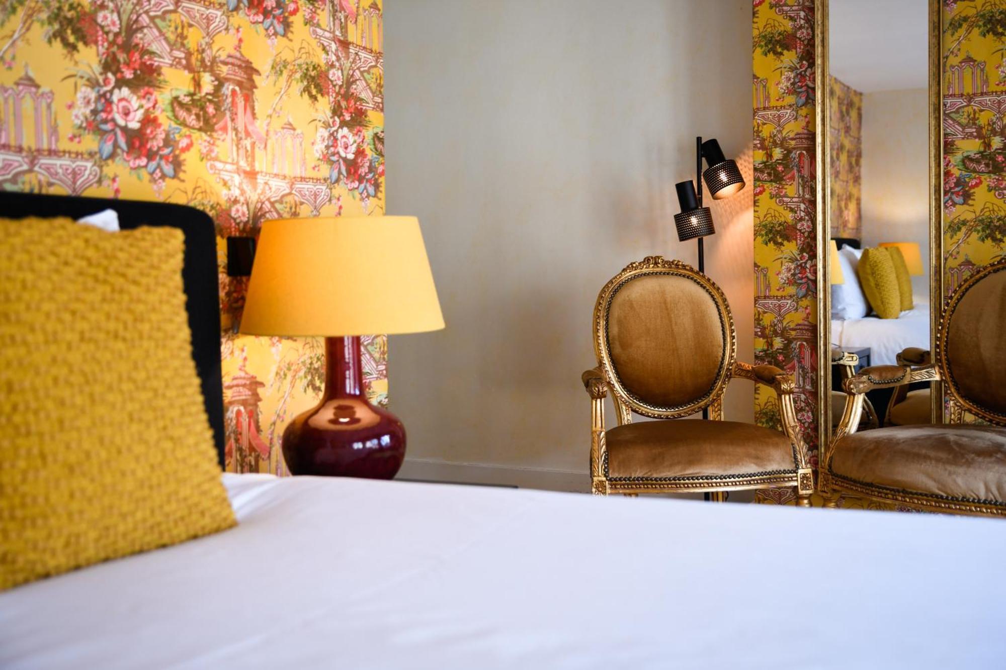 Grand Boutique Hotel-Restaurant Huis Vermeer Deventer Zimmer foto
